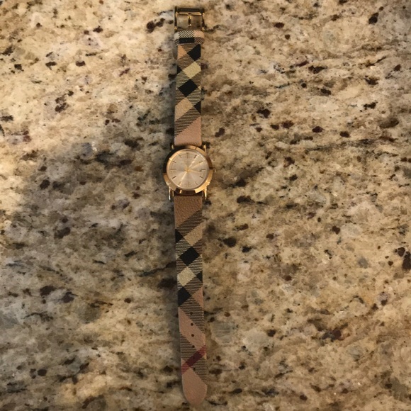 100% Authentic Burberry Plaid Watch BU1399 - Picture 6 of 6